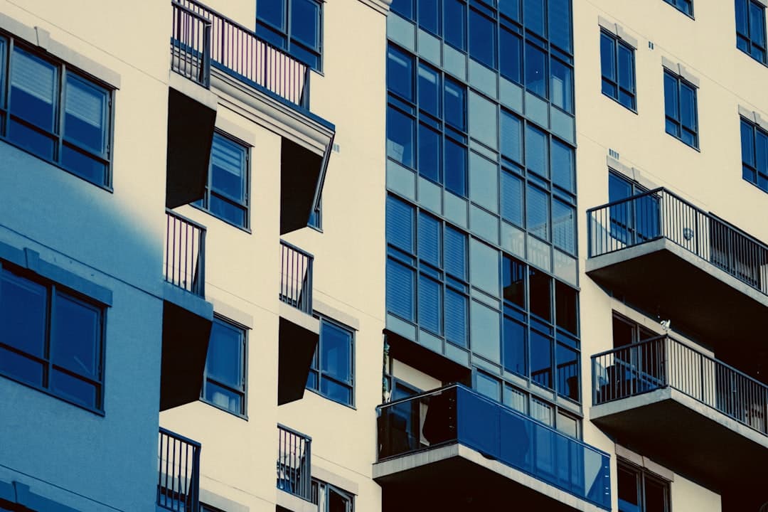 Остекление балкона в многоквартирном доме Казани